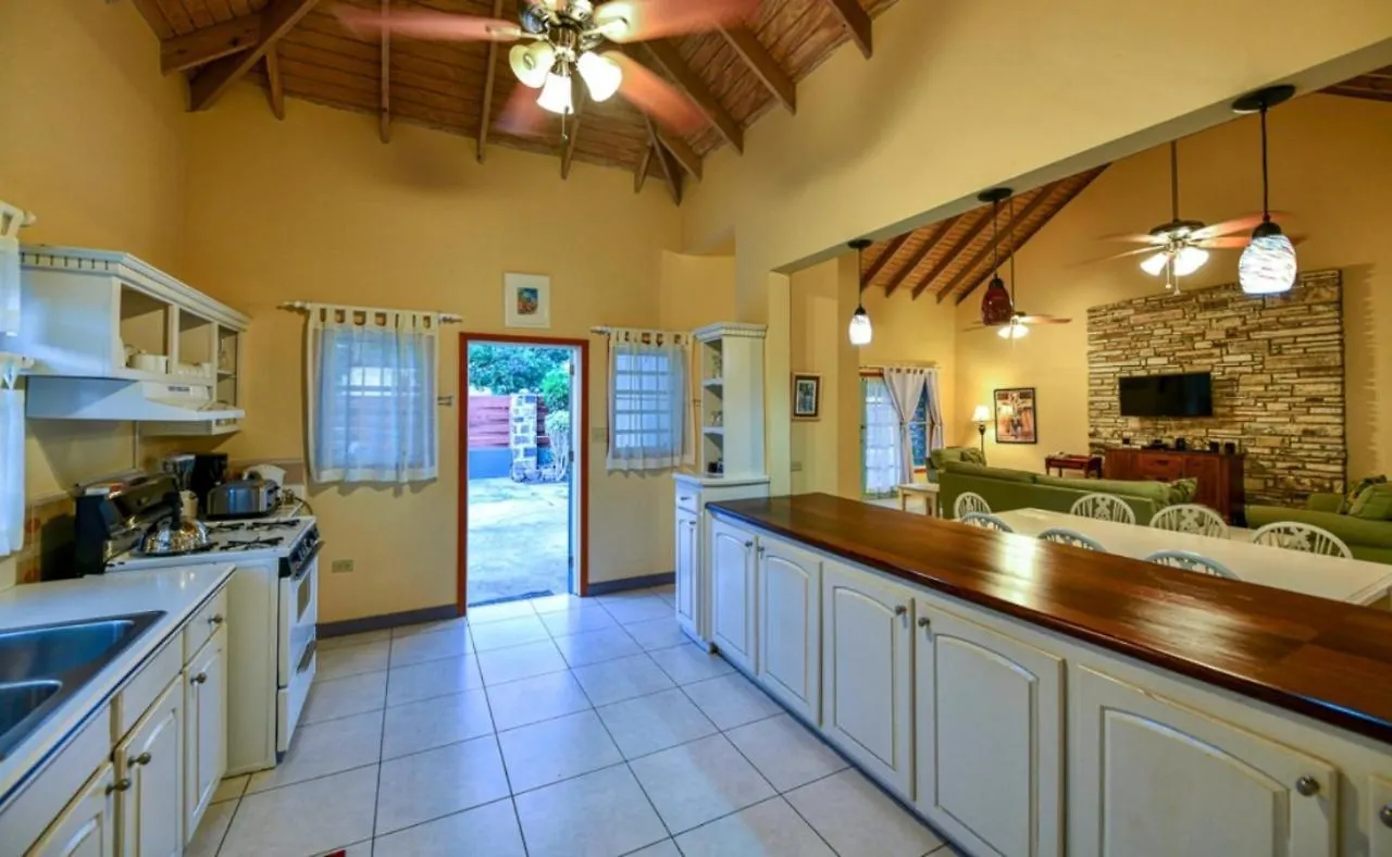 Casa Chiesa Villa English Harbour 0*,